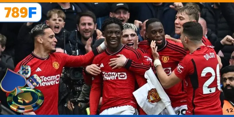 Chelsea Của Nước Nào? Lịch Sử Và Thành Tựu Của Đội Bóng 3 Chiến lược tấn công hai cánh