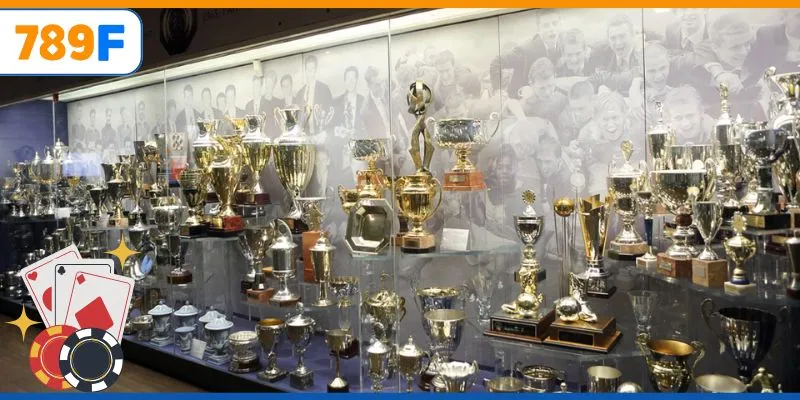 Hé Lộ Bí Mật Manchester United Có Được Bao Nhiêu Danh Hiệu?