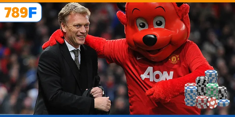 Chelsea Của Nước Nào? Lịch Sử Và Thành Tựu Của Đội Bóng 2 Linh vật MU xuất hiện sôi động tại Old Trafford mùa giải mới.